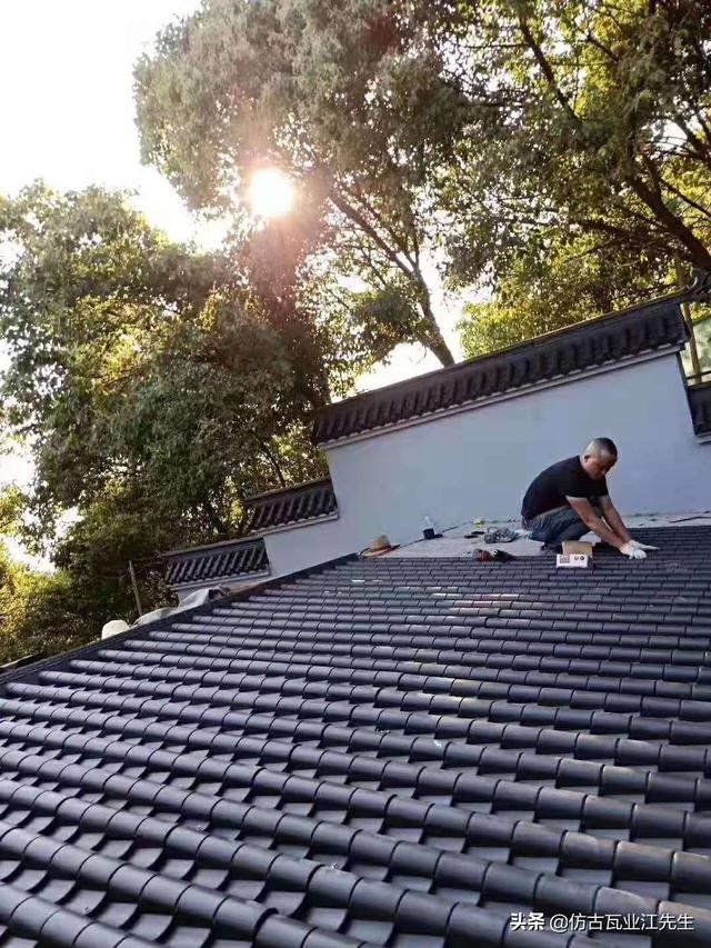 古瓦新制，樹脂仿古瓦為現(xiàn)代仿古建筑添磚加瓦