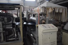 合成樹脂瓦共擠層兩邊覆不到邊是什么原因造成的？